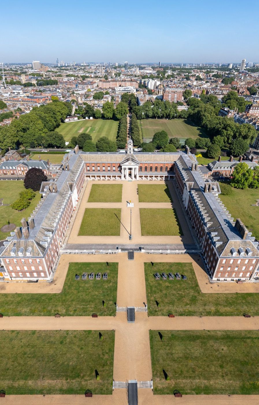 See a bespoke tour
