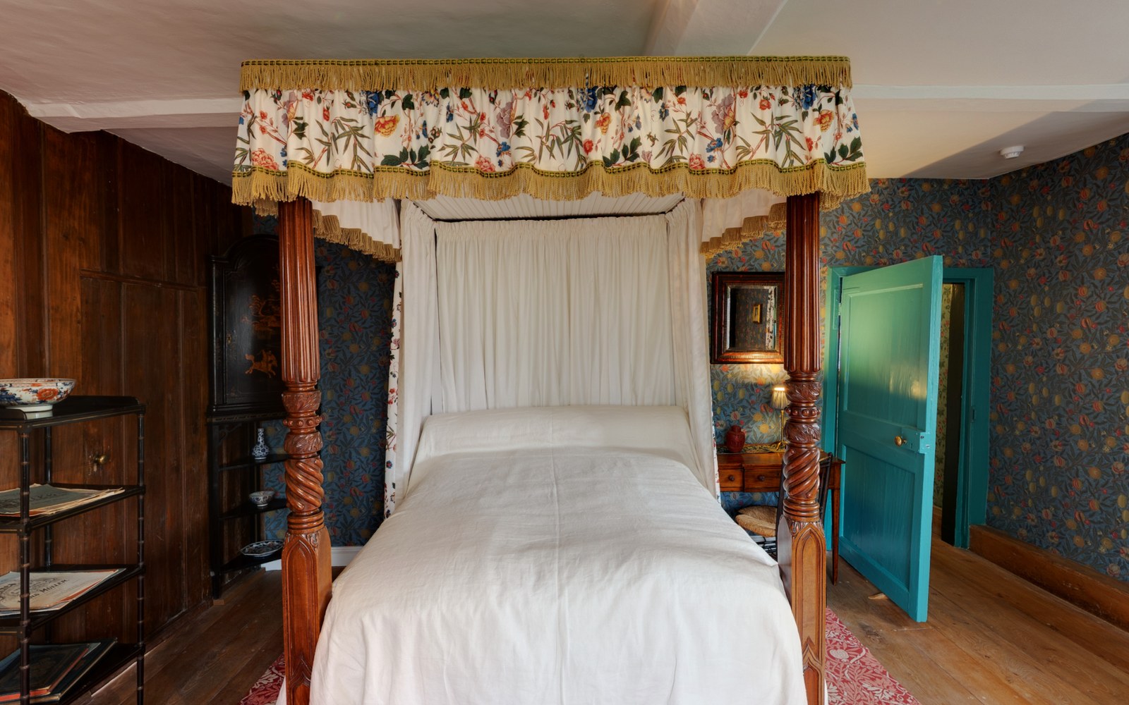 Kelmscott Manor (Society of Antiquaries): photo 8